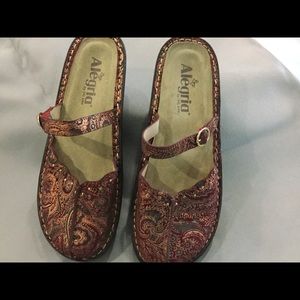 Algeria Mary Jane style slip on leather shoe